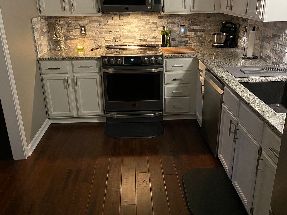 1st image of 130 Arcaro Dr