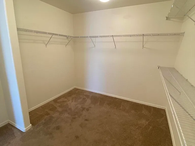 1095 S Forest Ridge Dr — Photo 16