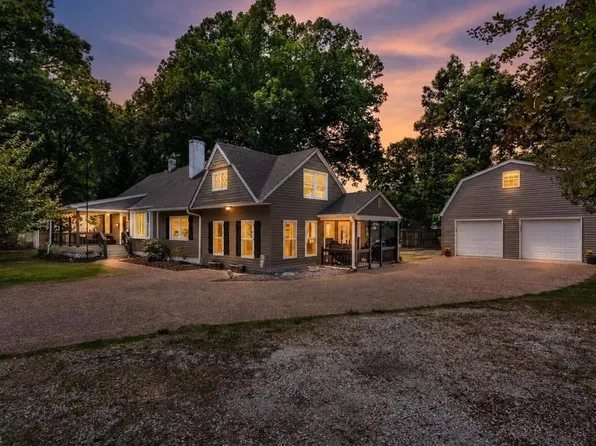 309 Mimosa Dr, Newport News, VA 23606