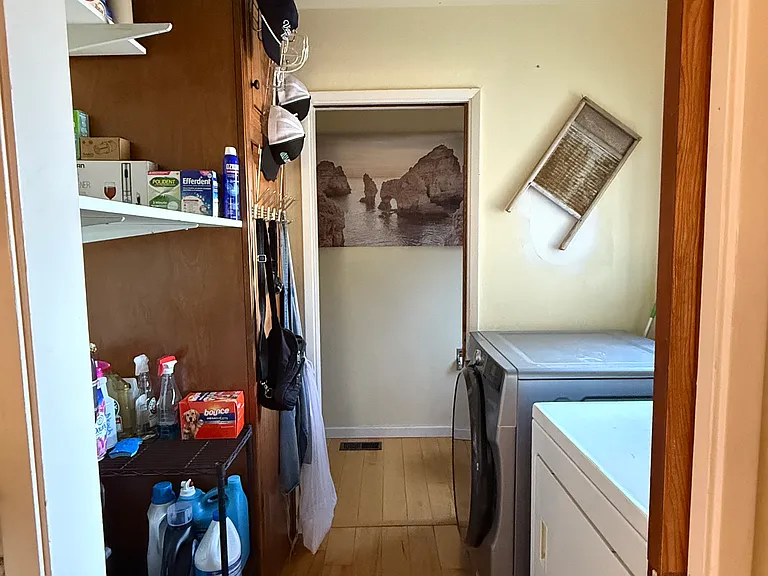 1412 McKinley Ave — Photo 5