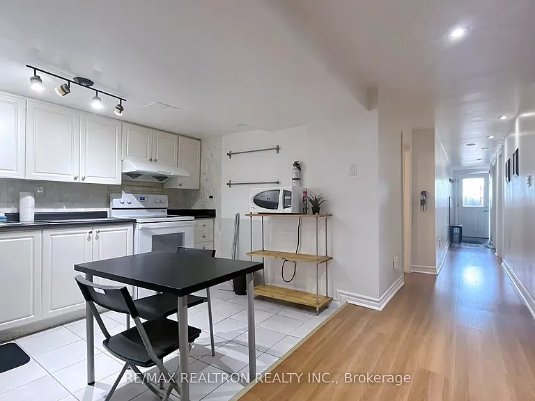 2 Greyhound Dr #BASEMENT — Photo 6