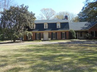 181 Oak Dr, Greenville, MS 38701