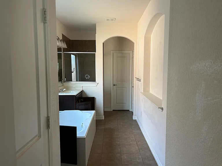12045 Walden Wood Dr — Photo 19