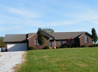 705 Paris Rd, Mount Sterling, KY 40353
