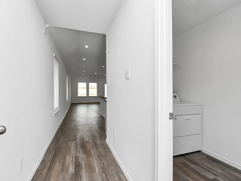 24430 Elmwood Falls Dr — Photo 4