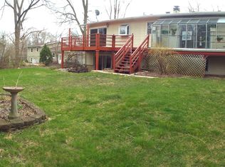 624 South Rd, Lisle, IL 60532