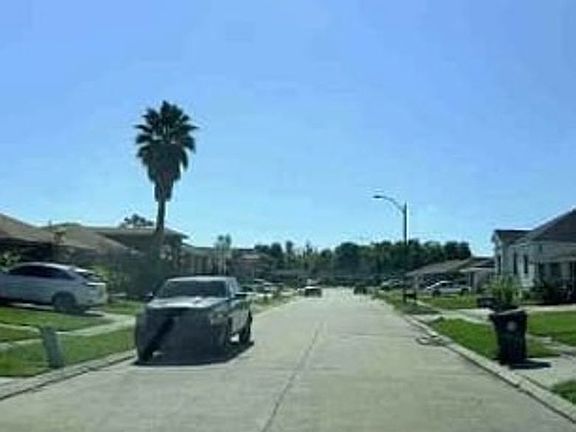 Exterior Neighborhood (street photo)