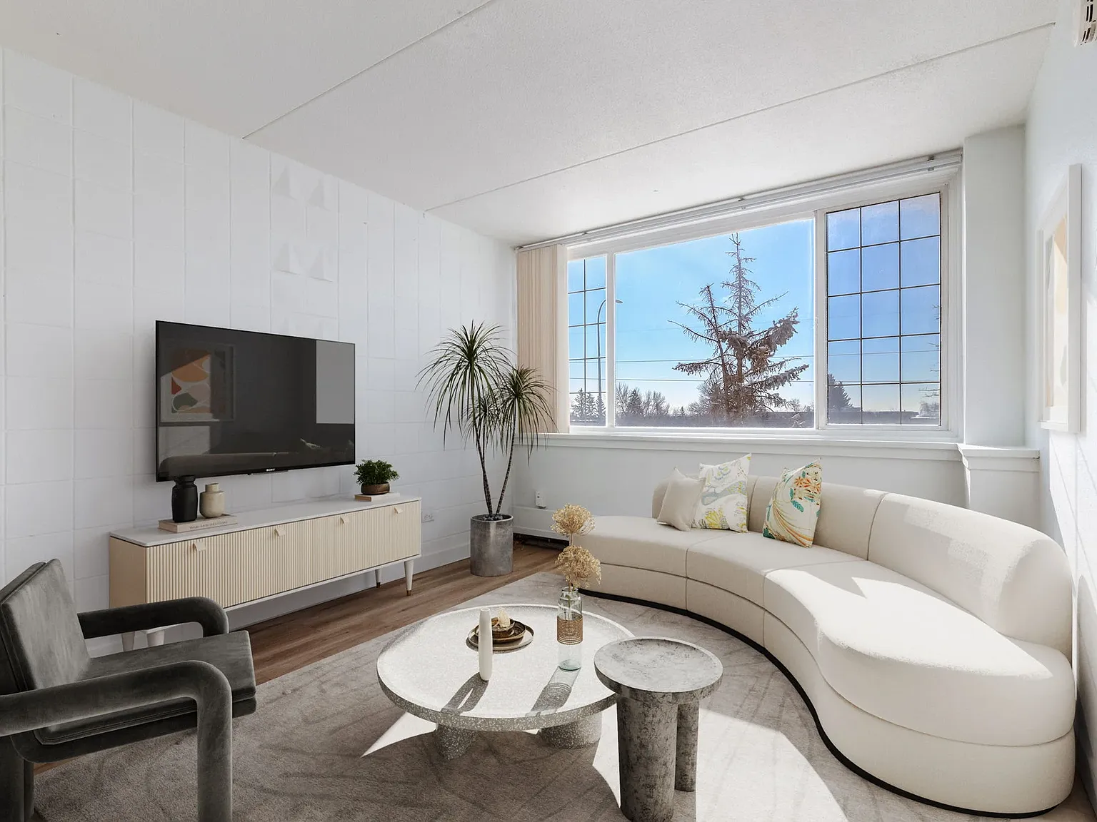 Hillsboro Place — Photo 2