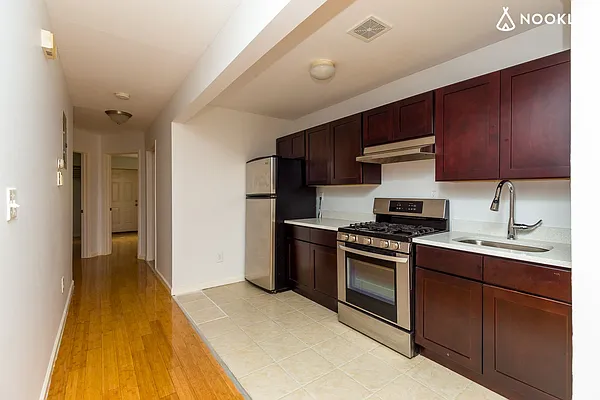 Rented by Nooklyn NYC LLC | media 2