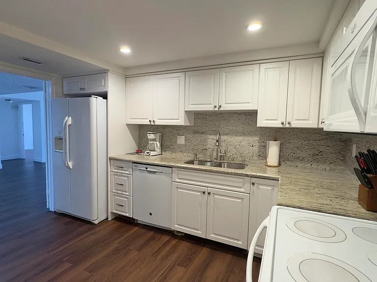 5100 N Ocean Blvd #804 — Photo 9