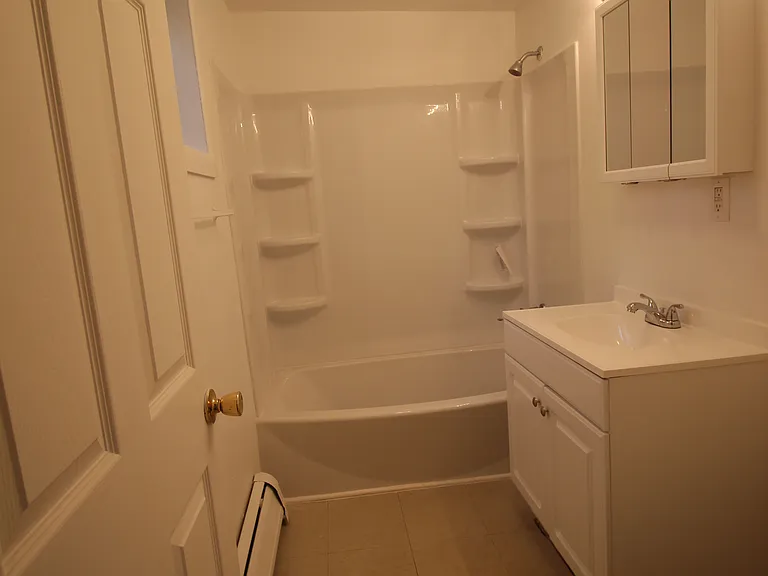 162 Miller Rd #1C — Photo 6
