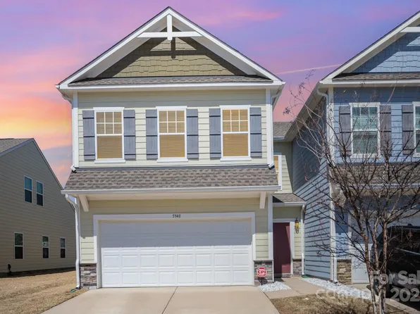 5948 River Meadow Ct, Charlotte, NC 28213