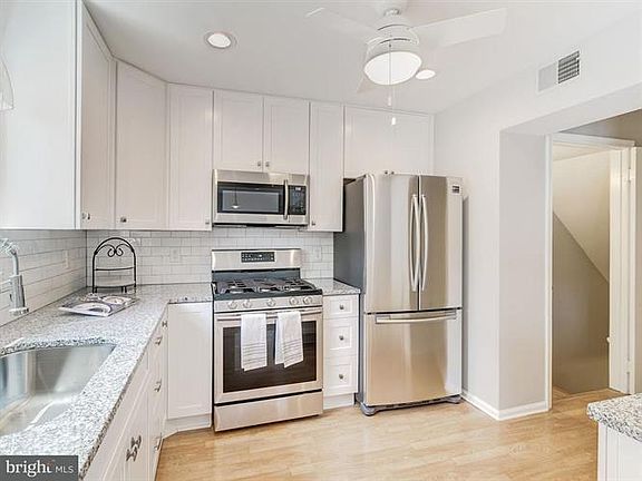 4th image of 13486 Old Dairy Ct