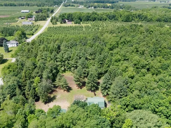 Mud Ln #936, Sodus, NY 14551