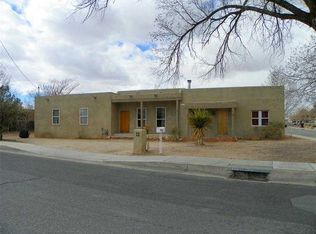 4225 Grande Dr NW, Albuquerque, NM 87107