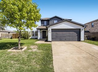 304 Stanford Dr, Forney, TX 75126