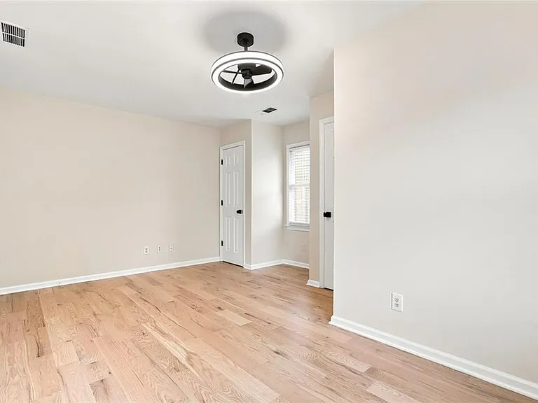 5527 Bridge Pointe Dr — Photo 27