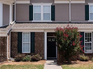 5911 Hollow Wood Ct, Winston Salem, NC 27104