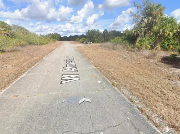 822 Berkshire Dr, Labelle, FL 33935