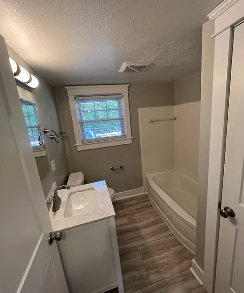 811 Bromley Rd #8 — Photo 7
