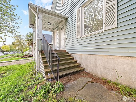 3rd image of 2143 S Cushman Avenue