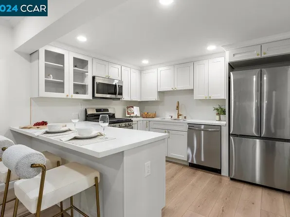 2533 Pine Knoll Dr Unit 6, Walnut Creek, CA 94595