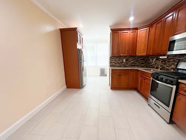 54-06 Nurge Ave #3 — Photo 6
