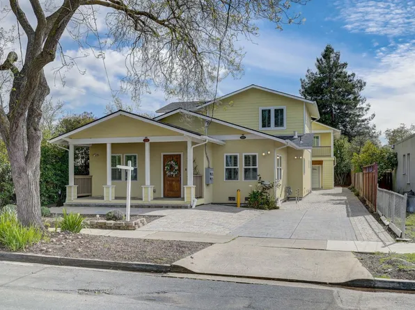 3316 Page St, Redwood City, CA 94063