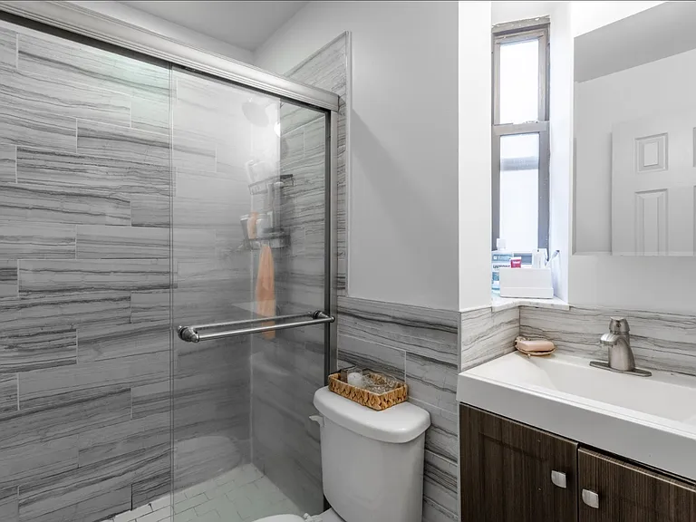 406 W 48th St #4F — Photo 8
