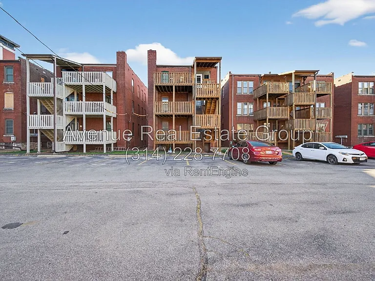 5559 Pershing Ave #1F — Photo 41