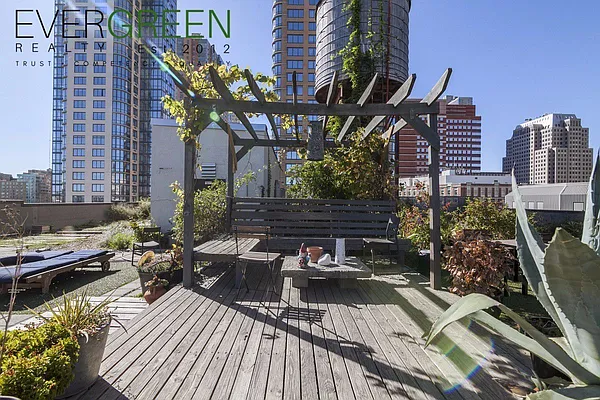 Rented by Evergreen Apartments BK | media 55