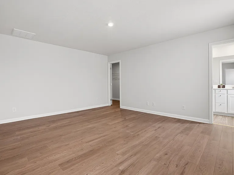 345 Campus Ln — Photo 17