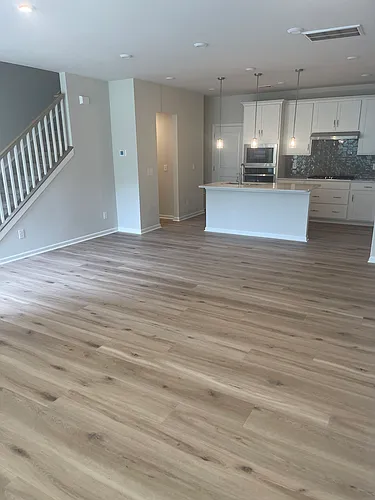 109B Forest Lake Blvd Photo 1