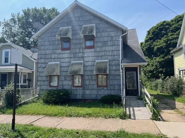 2656 Hazel St, Erie, PA 16508