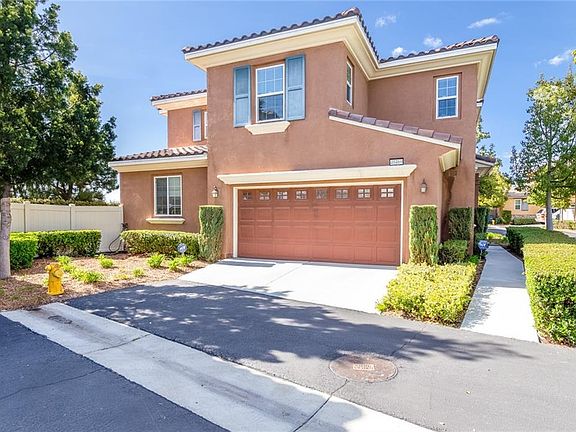 4th image of 40469 Amesbury Ln