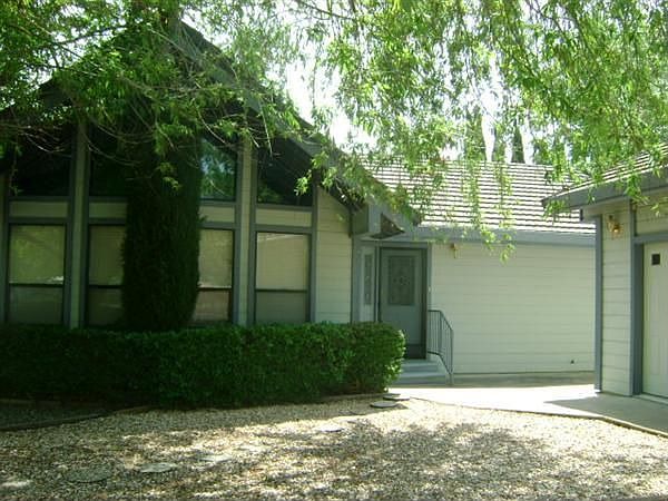 1st image of 8481 Paradise Valley Blvd