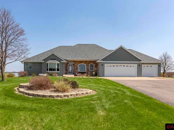 47493 259th Ln, Gaylord, MN 55334