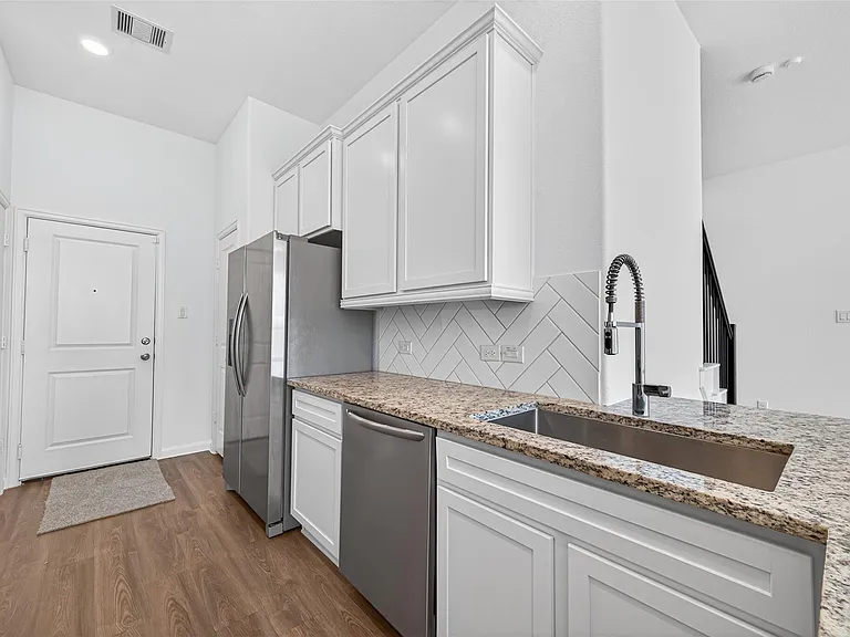 5703 Foggy Vine Ct — Photo 17