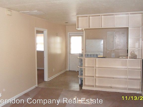 5th image of 620 E Brookwood Dr