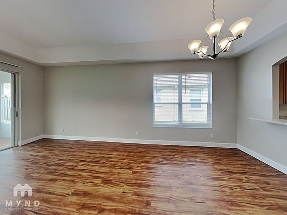 4th image of 1625 Wakefield Dr