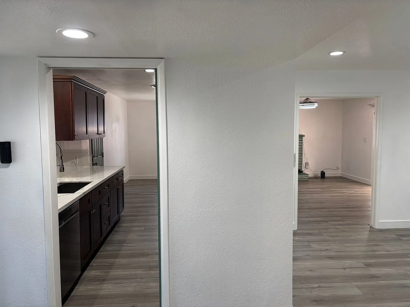 Lovely Tahoe Park Home — Photo 4
