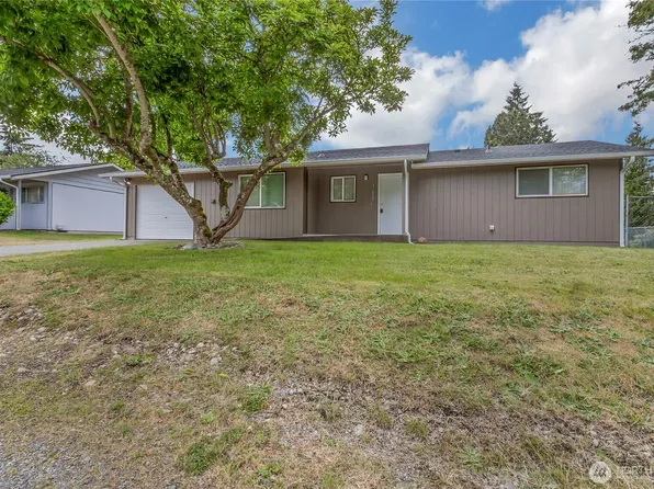 17002 6th Avenue E, Spanaway, WA 98387