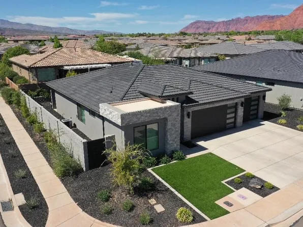 2753 Whirlaway Trl, Santa Clara, UT 84765