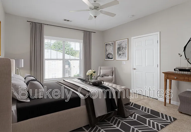 104 Thornton Ct #E — Photo 23