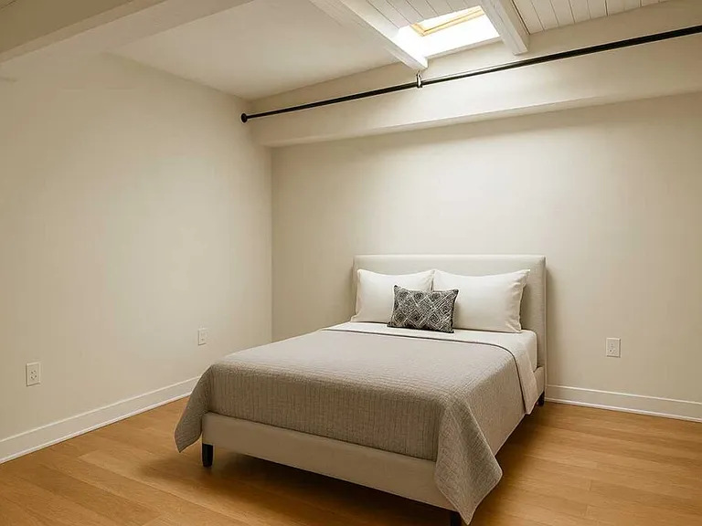 Overton Lofts — Photo 44