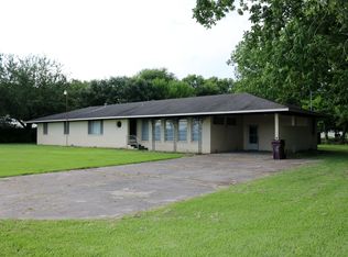 771 W Dave Dugas Rd, Sulphur, LA 70665