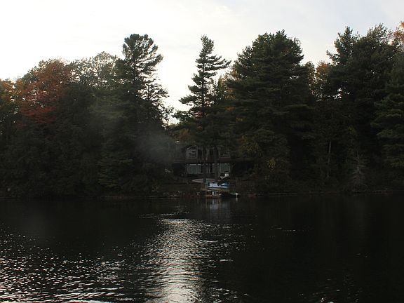 3rd image of 42290 Cedar Ln