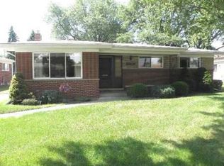 11860 Farnum Ave, Warren, MI 48093