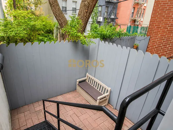 533 East 5th Street image 1 of 7