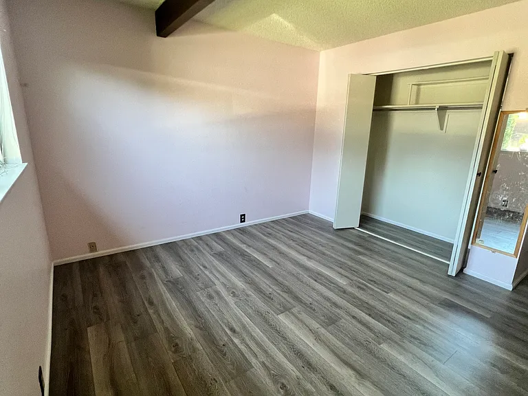 4752 River College Dr — Photo 4